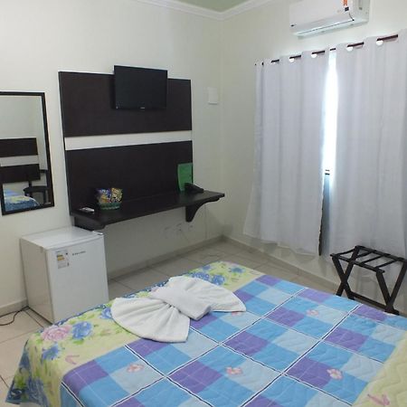 Eder Hotel Cacoal Habitación foto